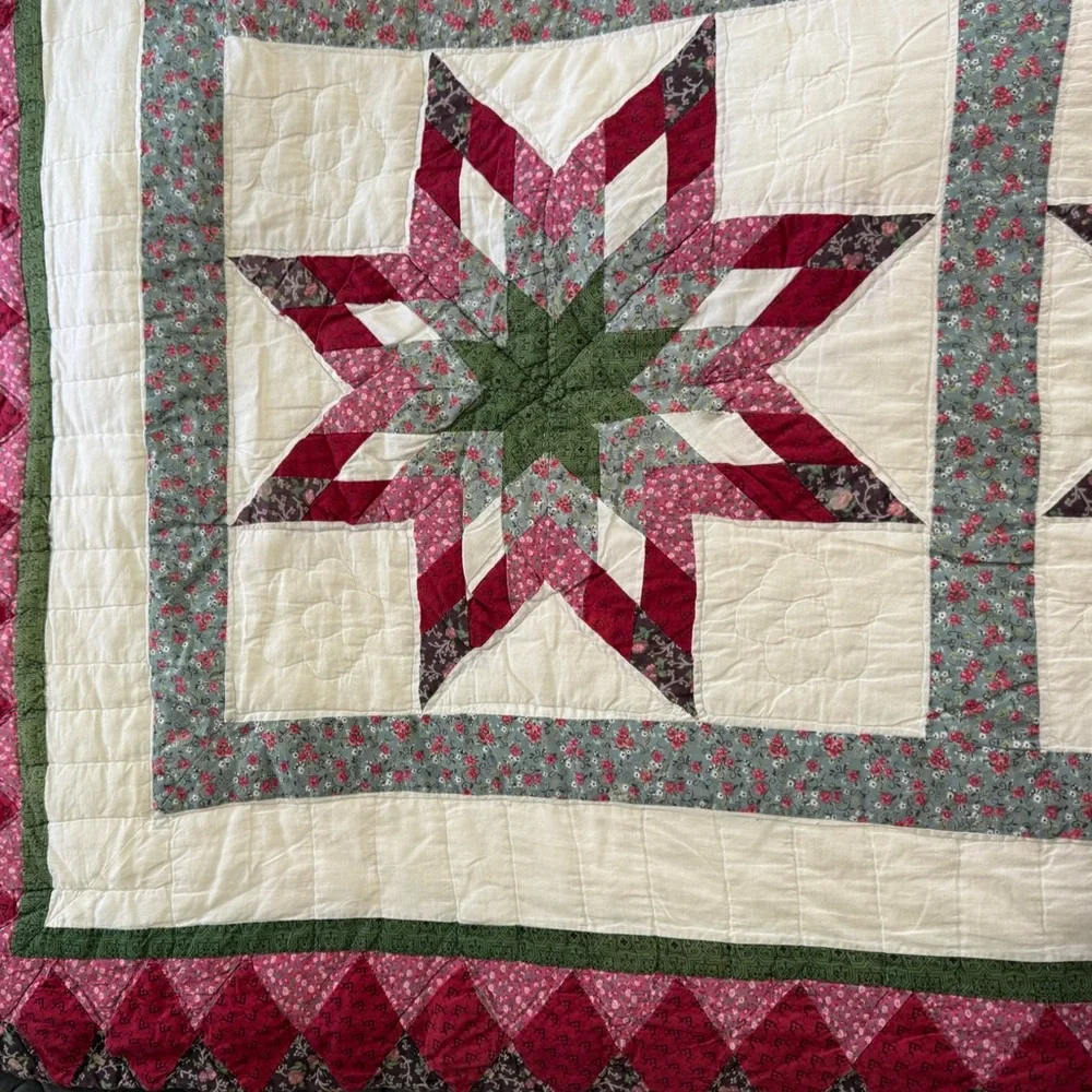 Quilt Patchwork Lone Star Red Green Pink Diamond Border Cottage Vintage Handmade